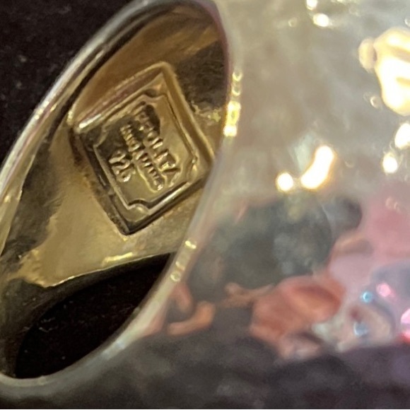 IPOLITA Classic Sterling Silver Hammered Dome Ring - Picture 9 of 11